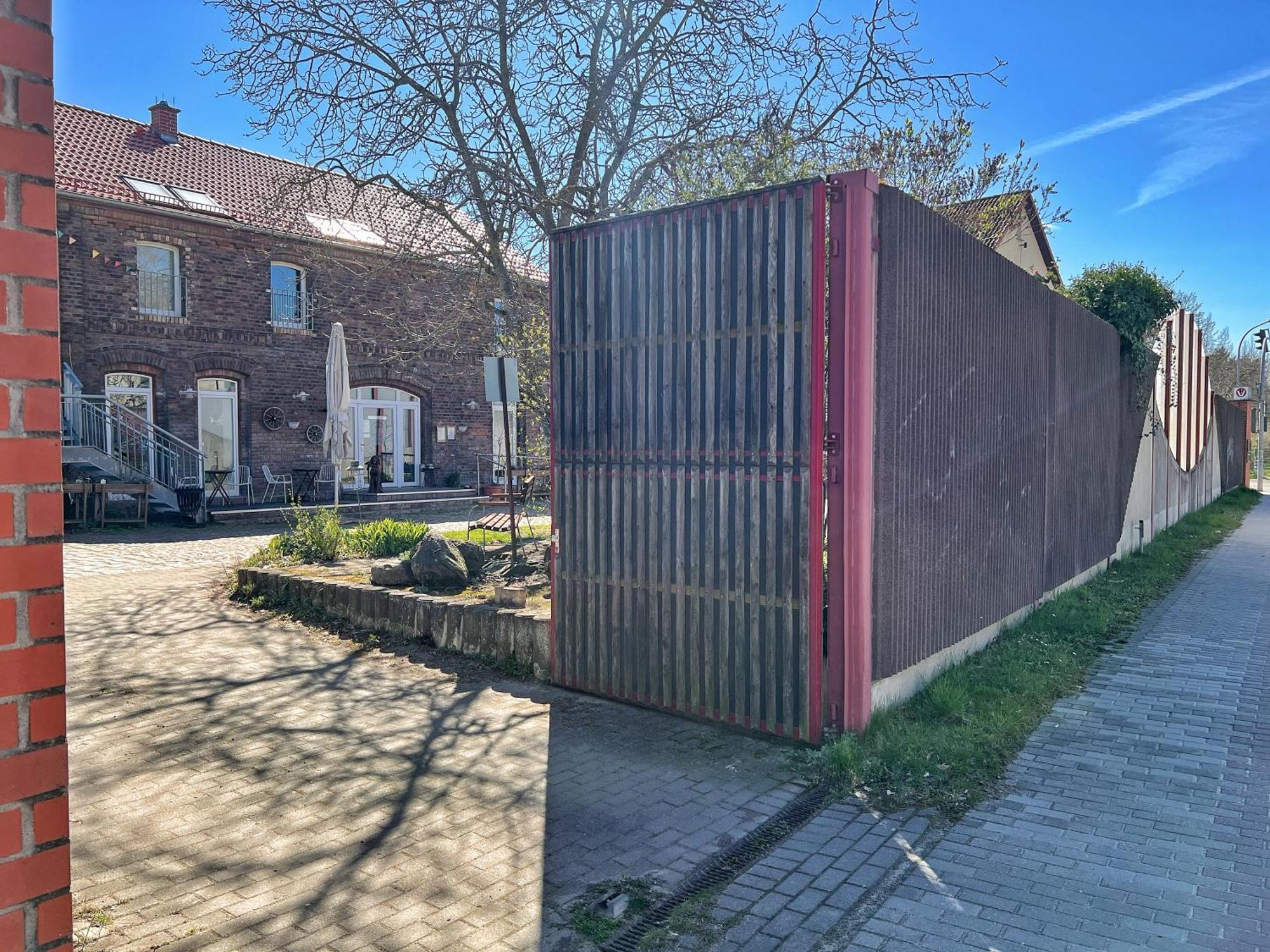 Das Jaartn - Boardinghouse Appartements & Ferienwohnung Schönefeld Exteriör bild